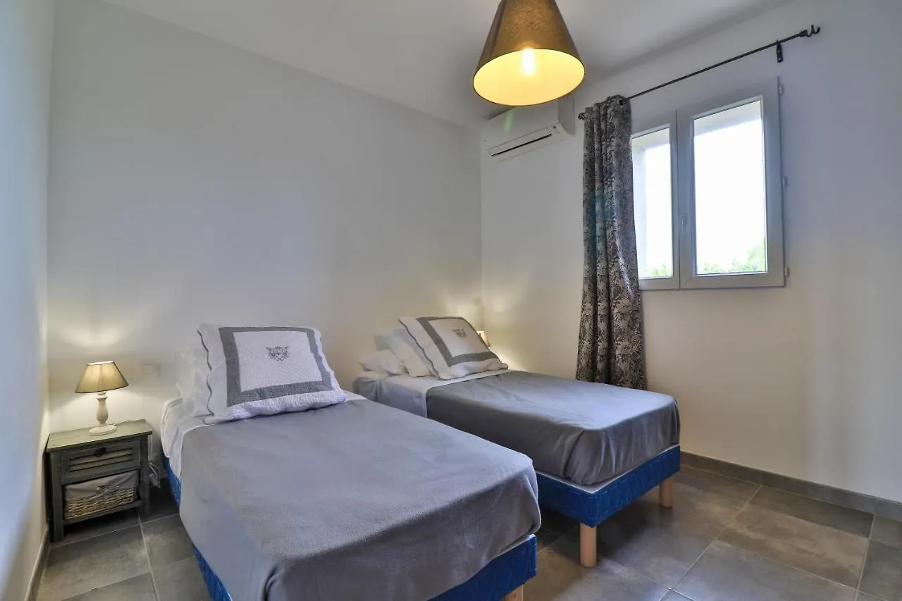 Mas Des Tourterelles Bed and Breakfast Saint-Rémy-de-Provence